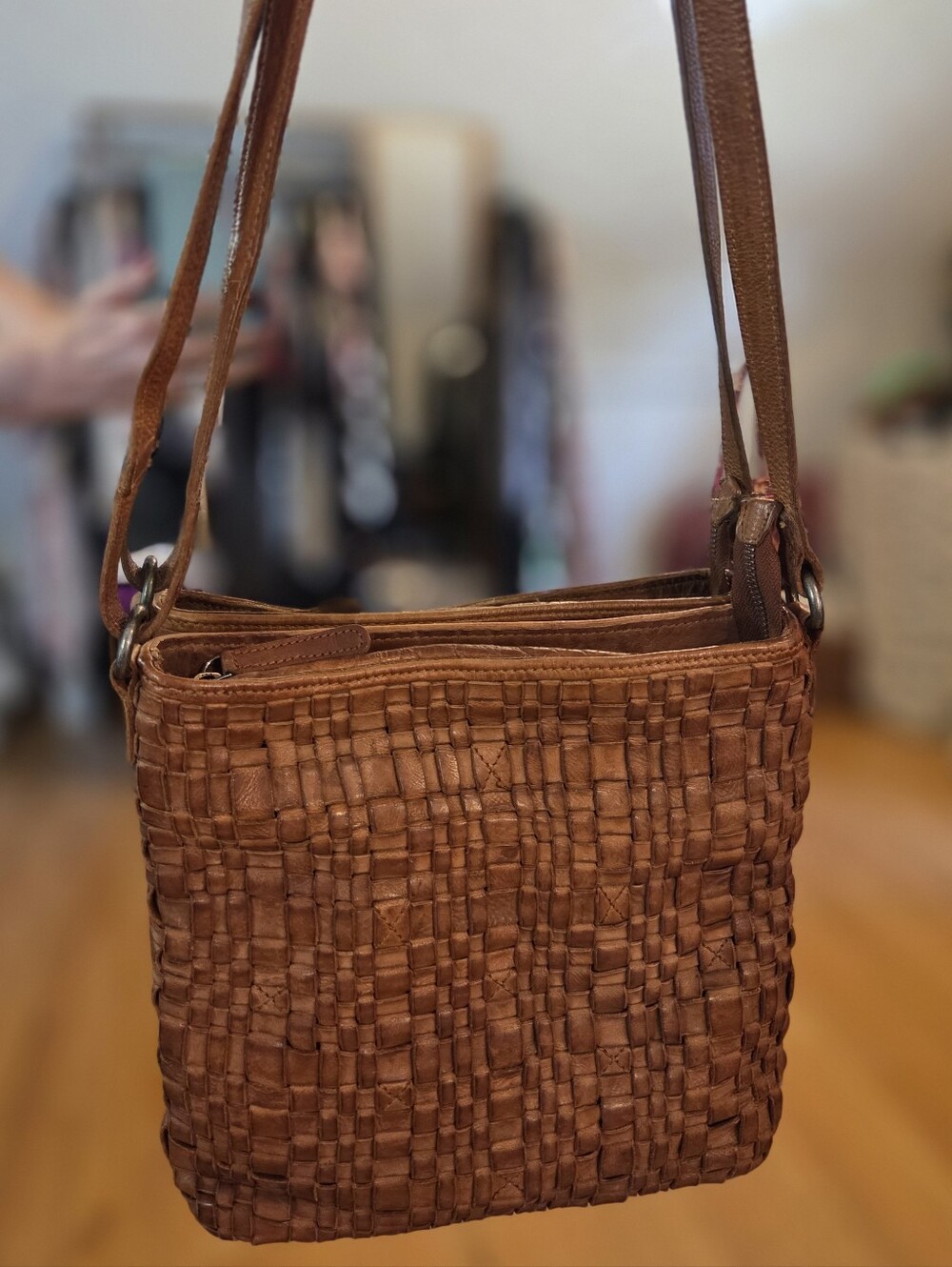 Vilenca Holland Woven Leather Crossbody Bag